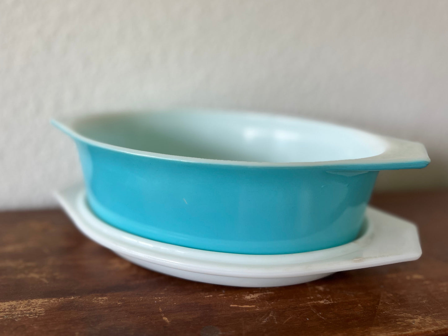 Vintage Pyrex "Blue Doily" Casserole Dish 1.5 QT