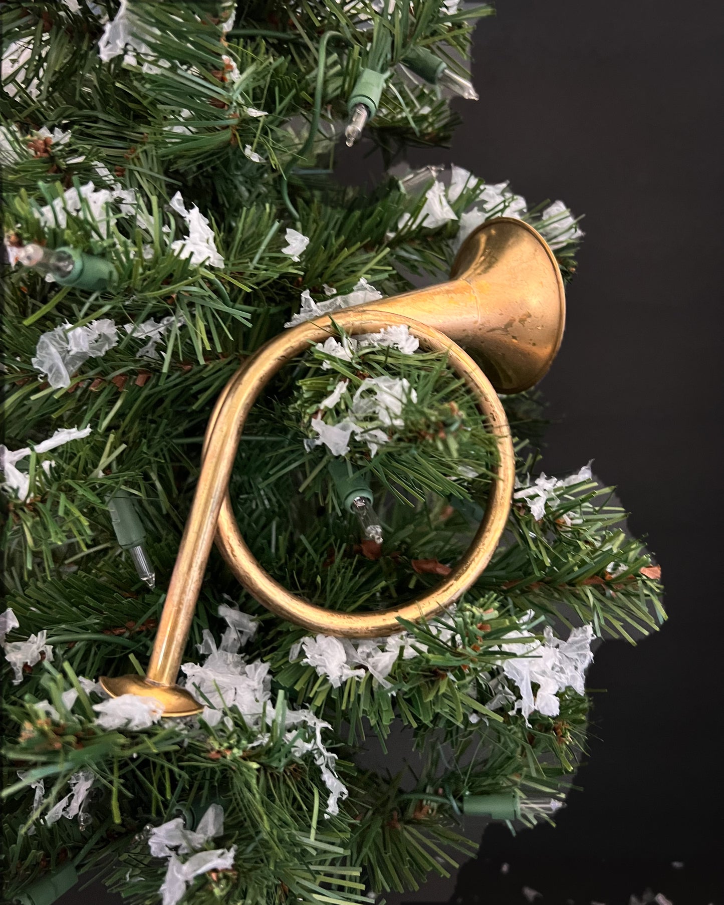 Medium Brass Horn Ornament